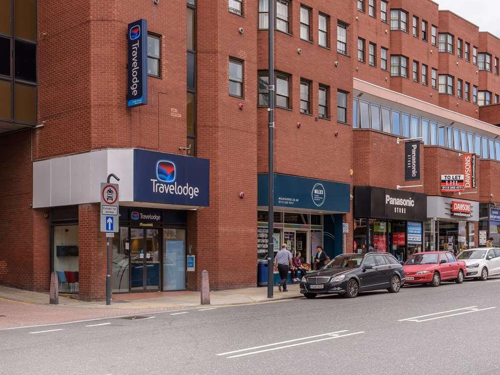 Travelodge Leeds Central Vicar Lane Esterno foto